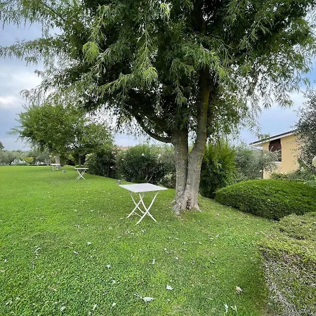 Laura's Country House Pool & Tennis Apartment Bardolino